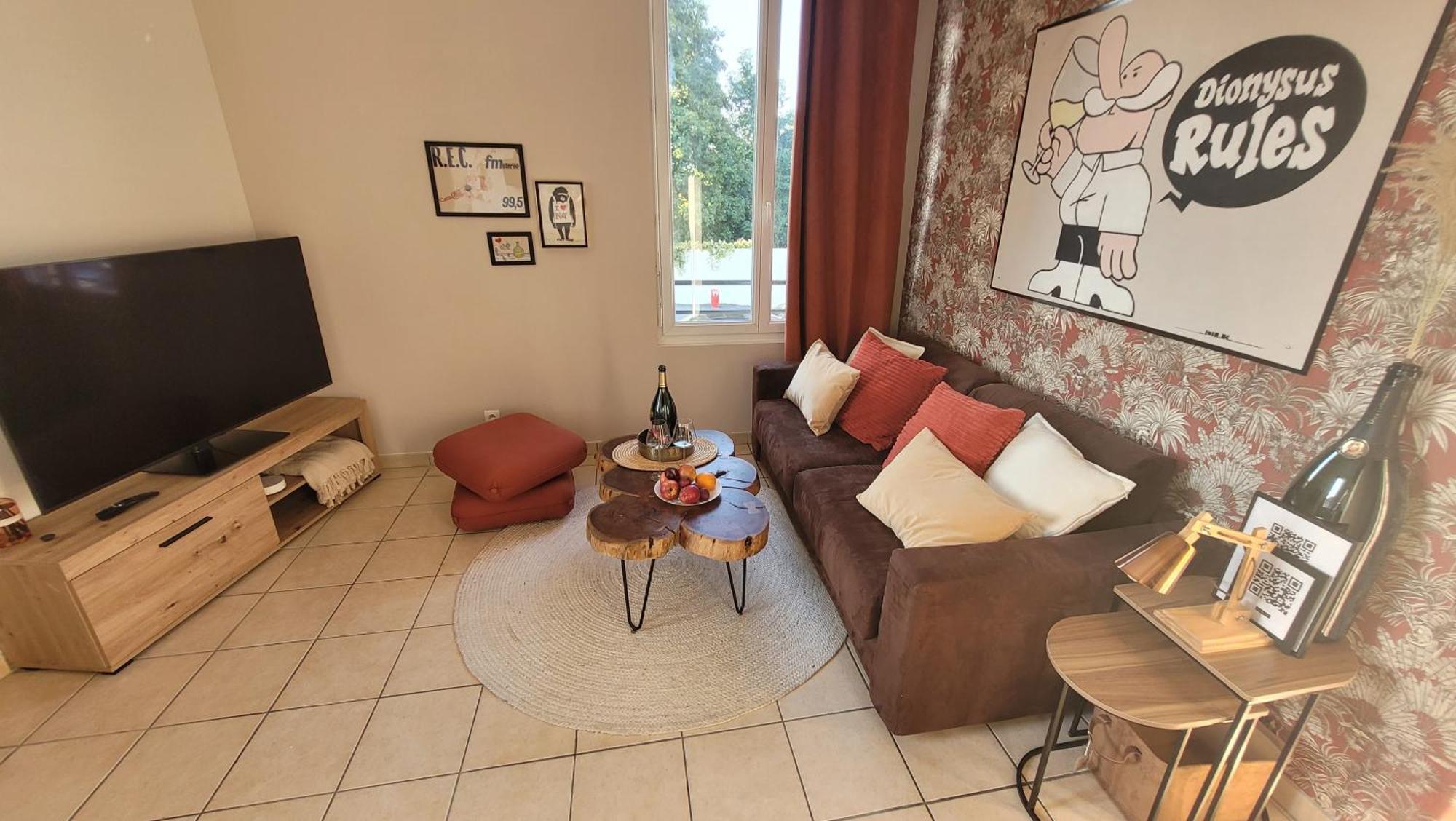 Urbain - Dionysos - Parking * Epernay